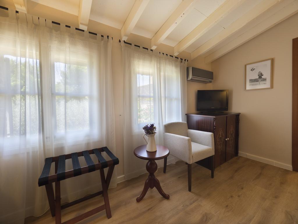 Hotel Protur Residencia Son Floriana Cala Bona  Esterno foto