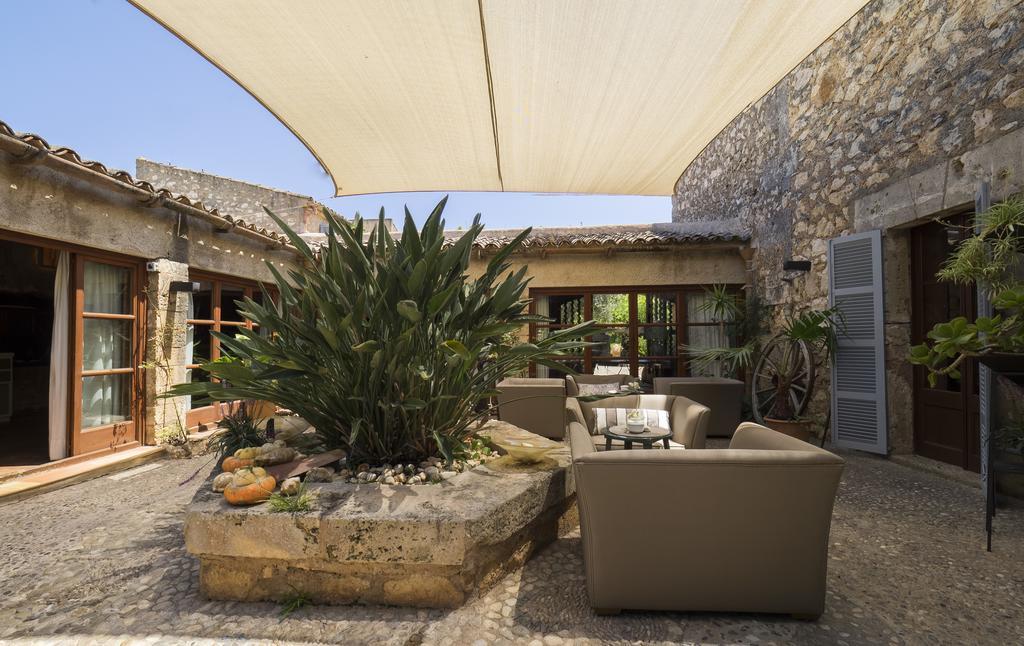 Hotel Protur Residencia Son Floriana Cala Bona  Esterno foto